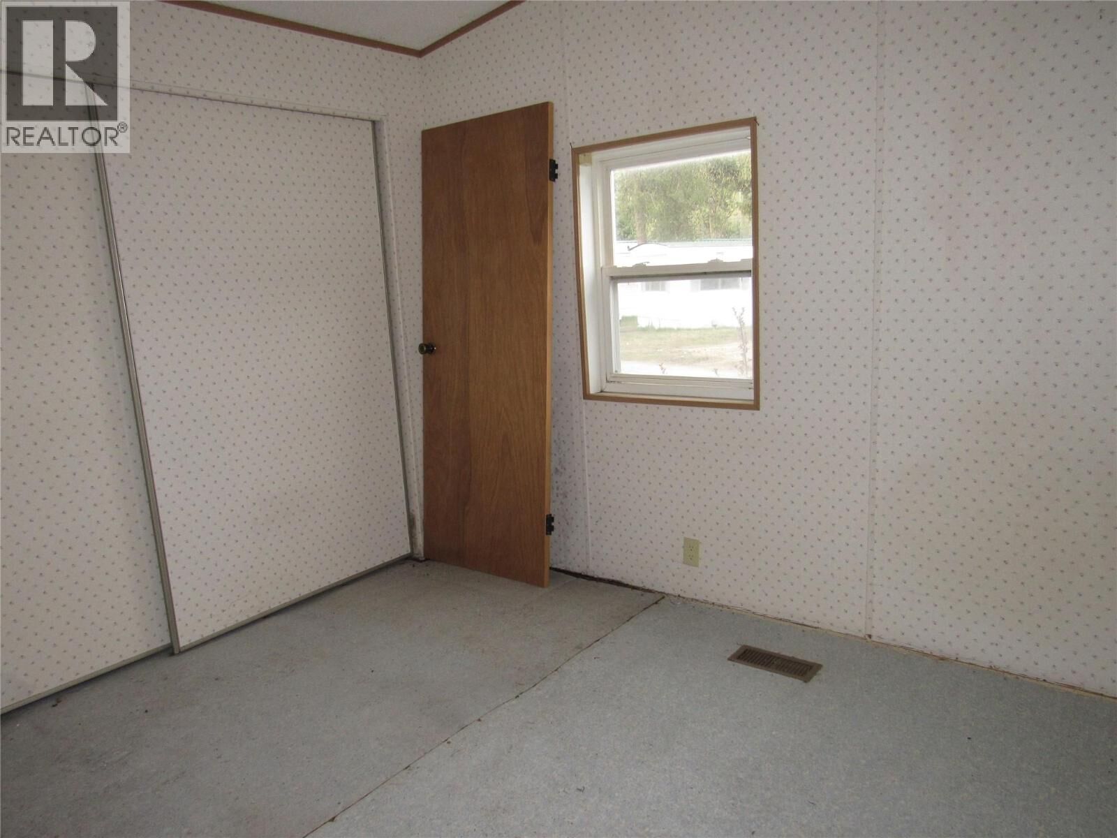 Property Photo:  500 16th Avenue 13  BC V0G 1G0 