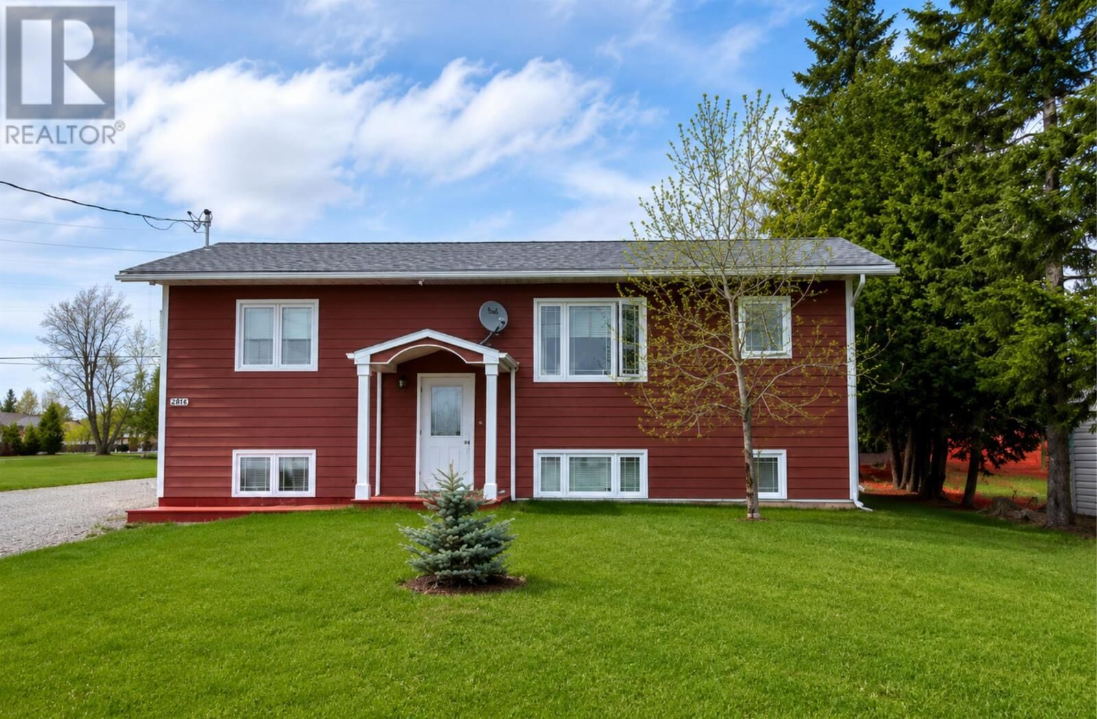 Property Photo:  6086 Hwy 11/71  ON P0W 1E0 