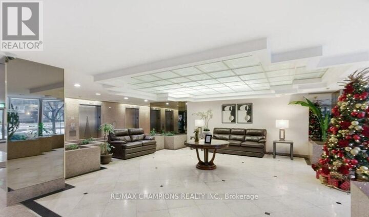 Property Photo:  400 Webb Drive 1204  ON L5B 3Z7 