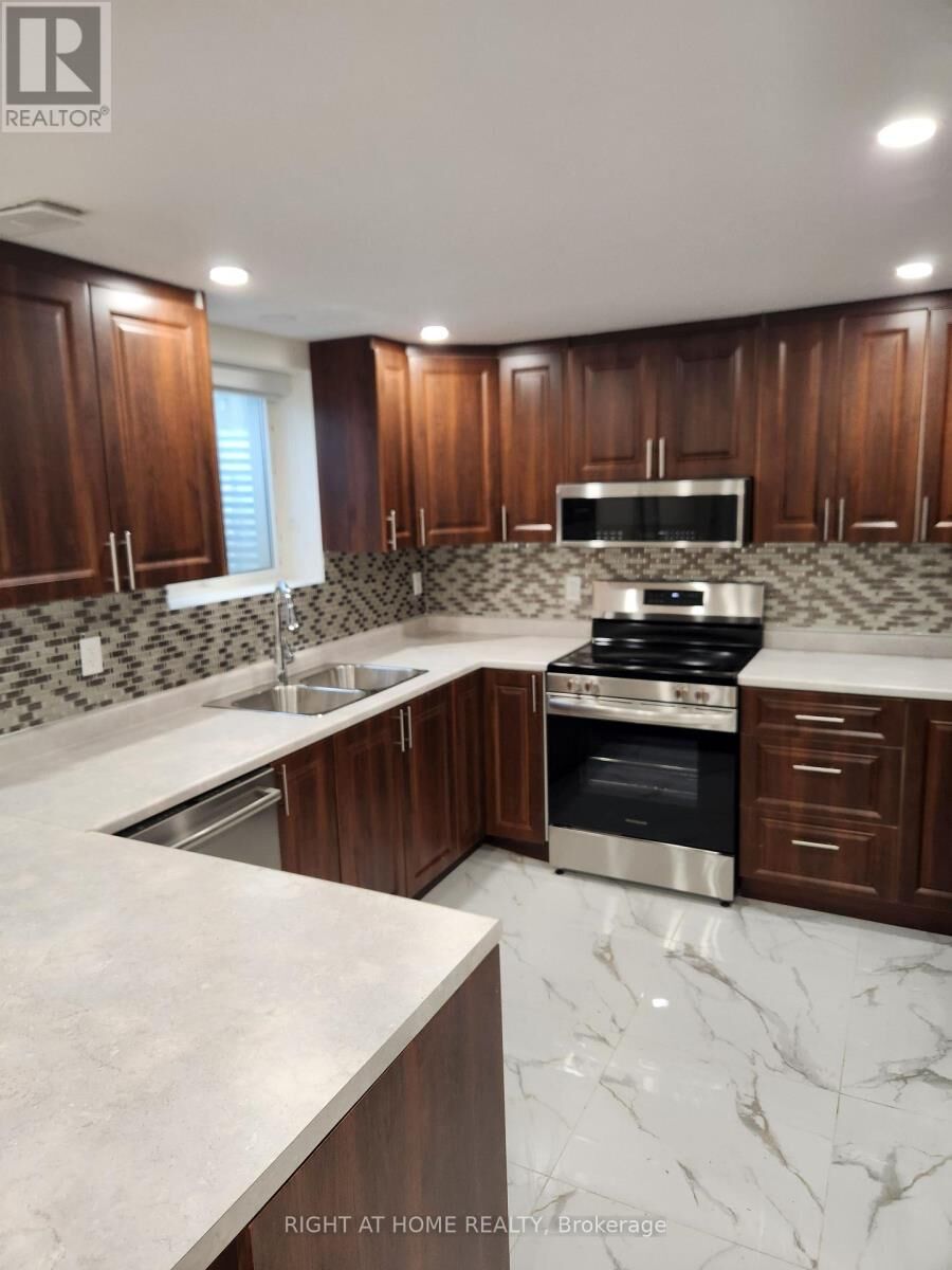 Property Photo:  62 Pineway Place Basement  ON L6S 5S4 