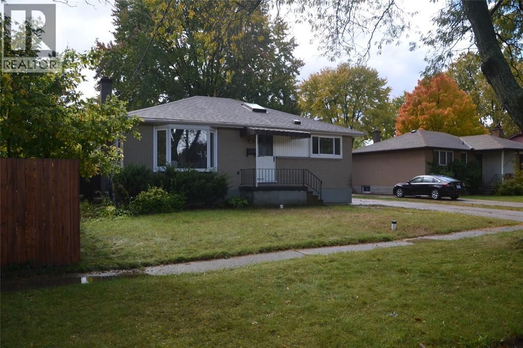Property Photo: 941 Oak Street ON N7S 1V2