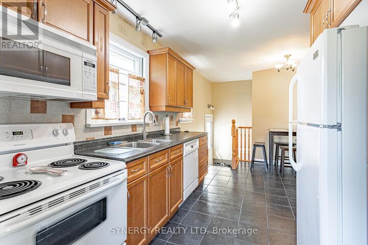 Property Photo:  227 Sterling Street  ON N5Y 1Z3 