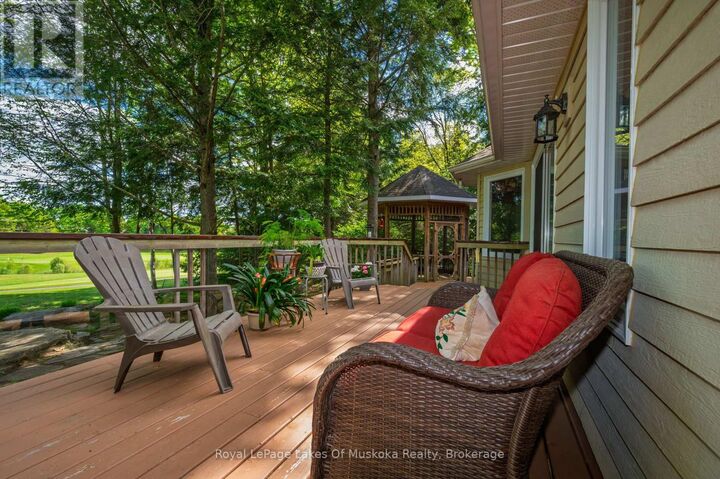 Property Photo:  20 Deerhurst Highlands Drive  ON P1H 1B1 