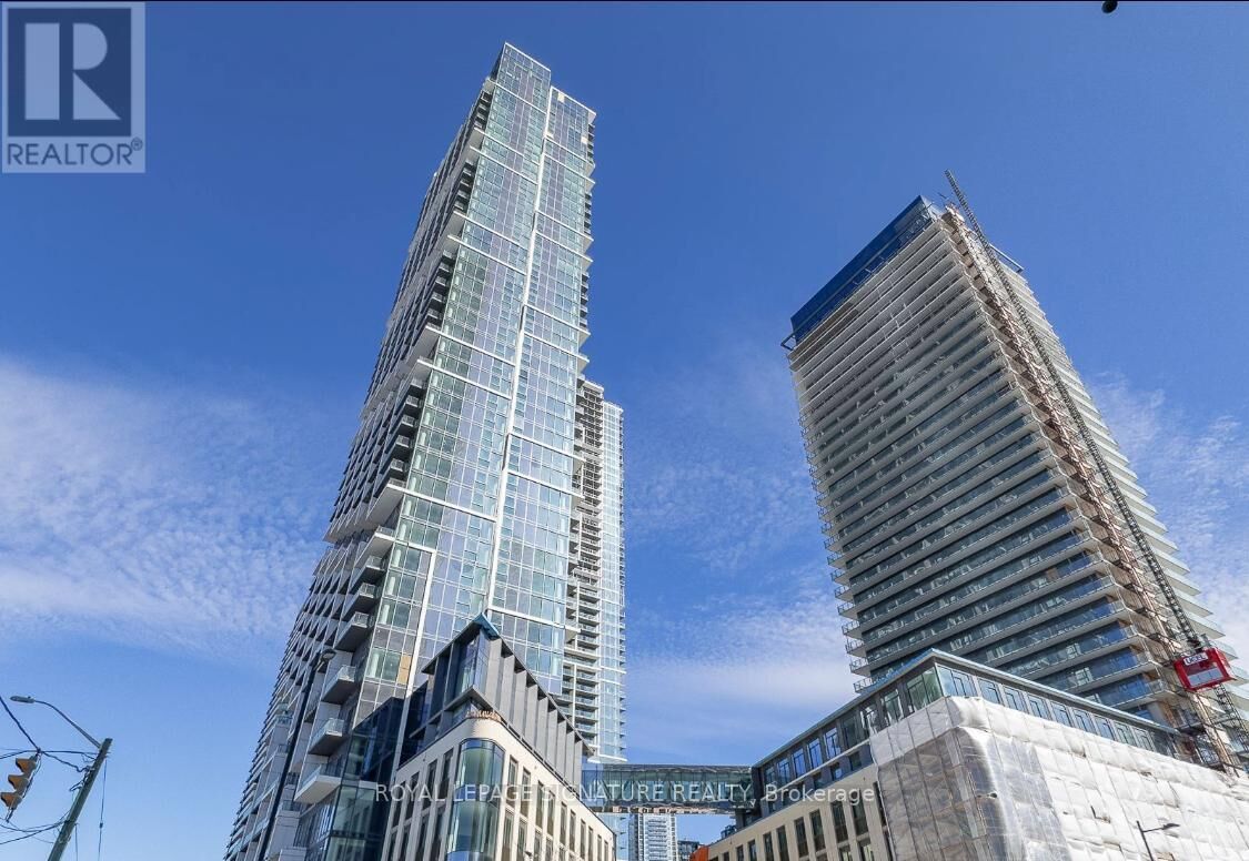 Property Photo:  7890 Jane Street 2309  ON L4K 4R6 