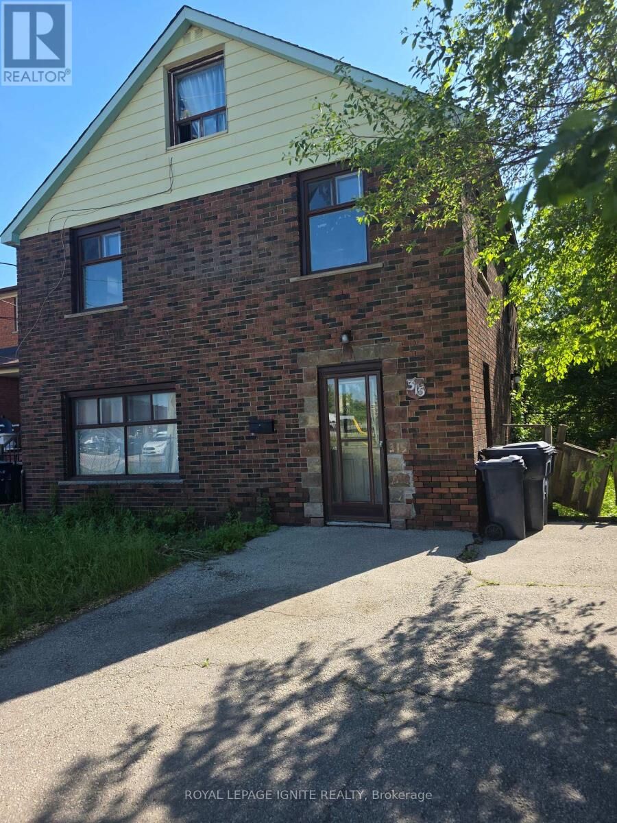 Property Photo:  315 Birchmount Road  ON M1N 3K1 