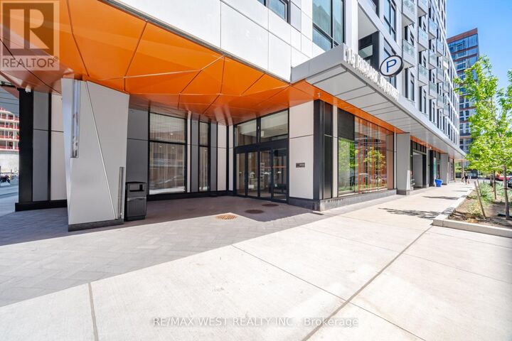 Property Photo:  15 Richardson Street 2101  ON M5A 0Y5 