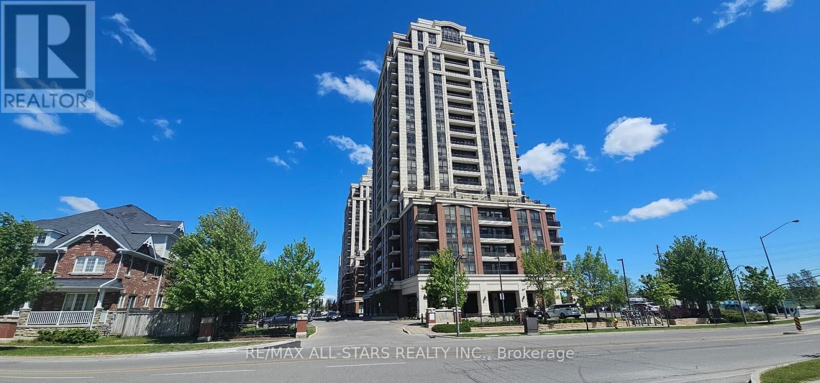 Property Photo:  9500 Markham Road 1607  ON L6E 0N6 