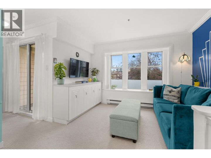 Property Photo:  623 West 14th Avenue E301  BC V5Z 1P7 