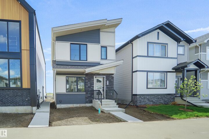 Property Photo: 65 Sienna Boulevard AB T8L 0W3
