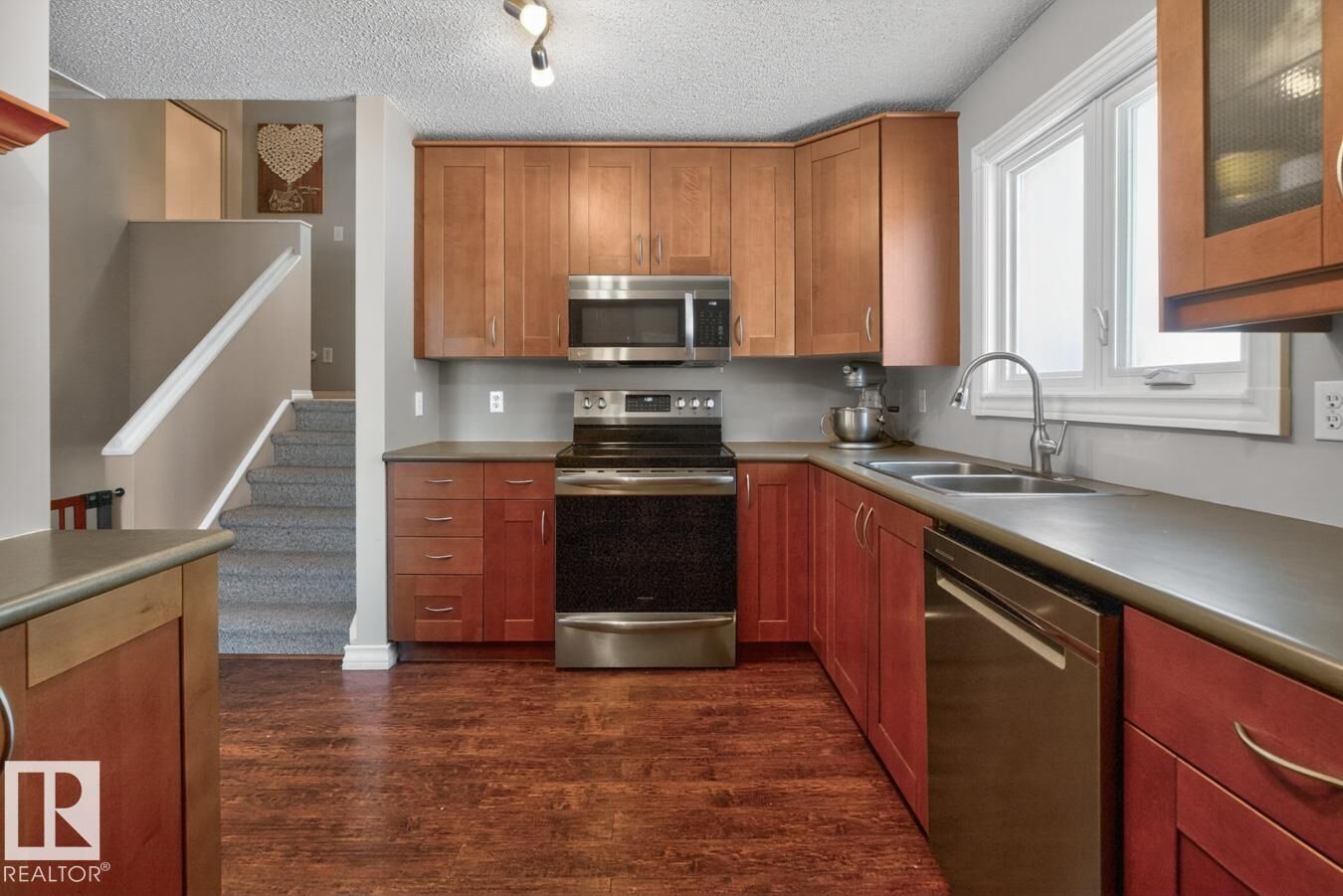 Property Photo:  18655 61 Avenue NW  AB T6M 2B3 