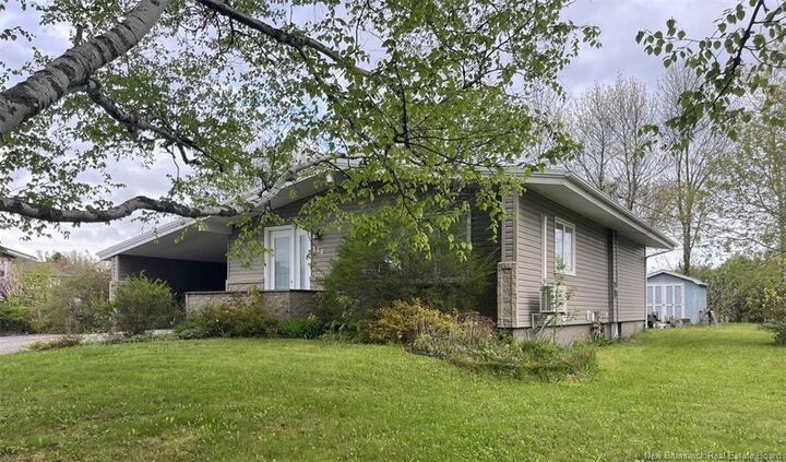 Property Photo:  140 Neil Drive  NB E2A 3E4 