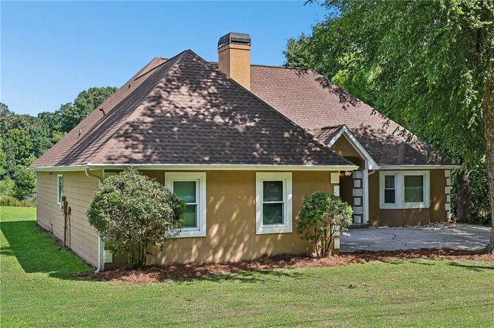 Property Photo: 230 County Line Auburn Road GA 30011