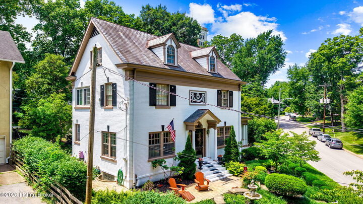 Property Photo: 1618 Spring Dr KY 40205