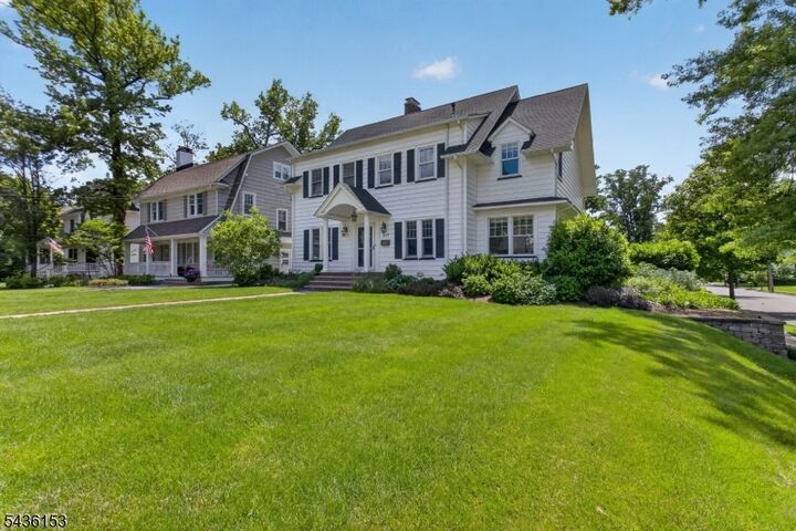 Property Photo:  617 Lawrence Ave  NJ 07090 