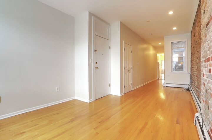 Property Photo:  273 Webster Ave 4  NJ 07307 