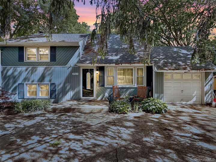 Property Photo:  153 Parkwood Drive  NY 11967 