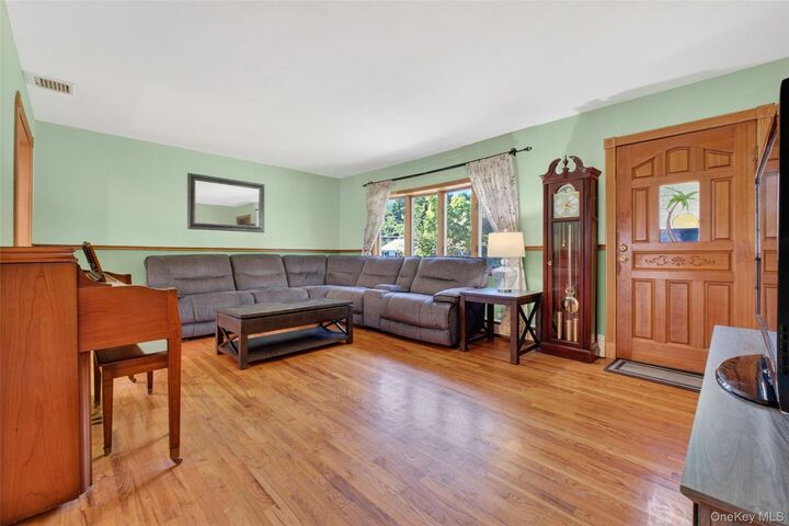 Property Photo: 20 Glen Drive NY 12590