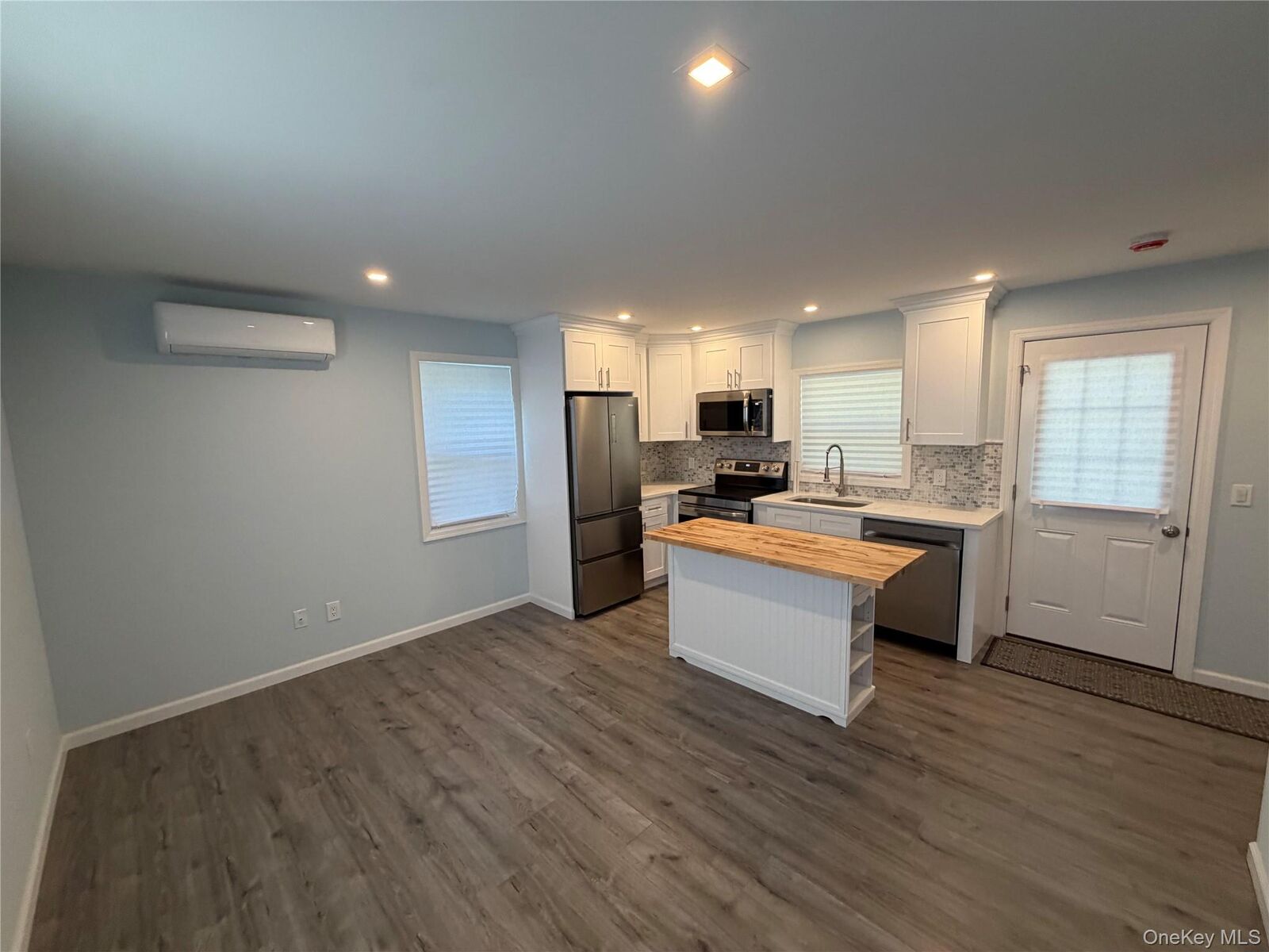 Property Photo:  40 Fulton Avenue  NY 11950 