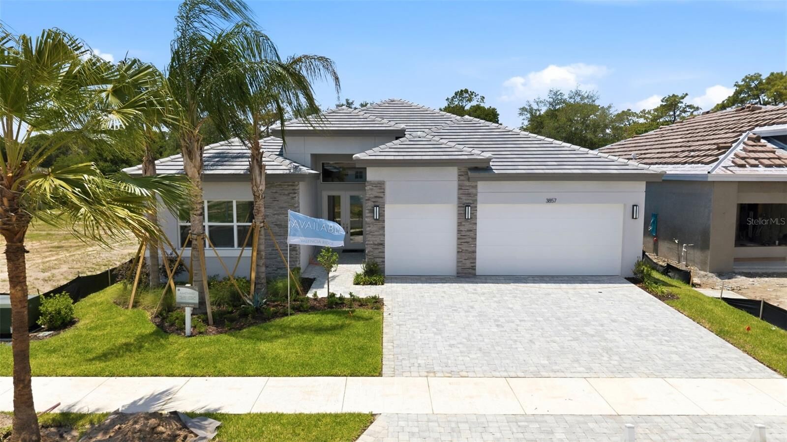 Property Photo:  3857 Cabernet Terrace  FL 33543 