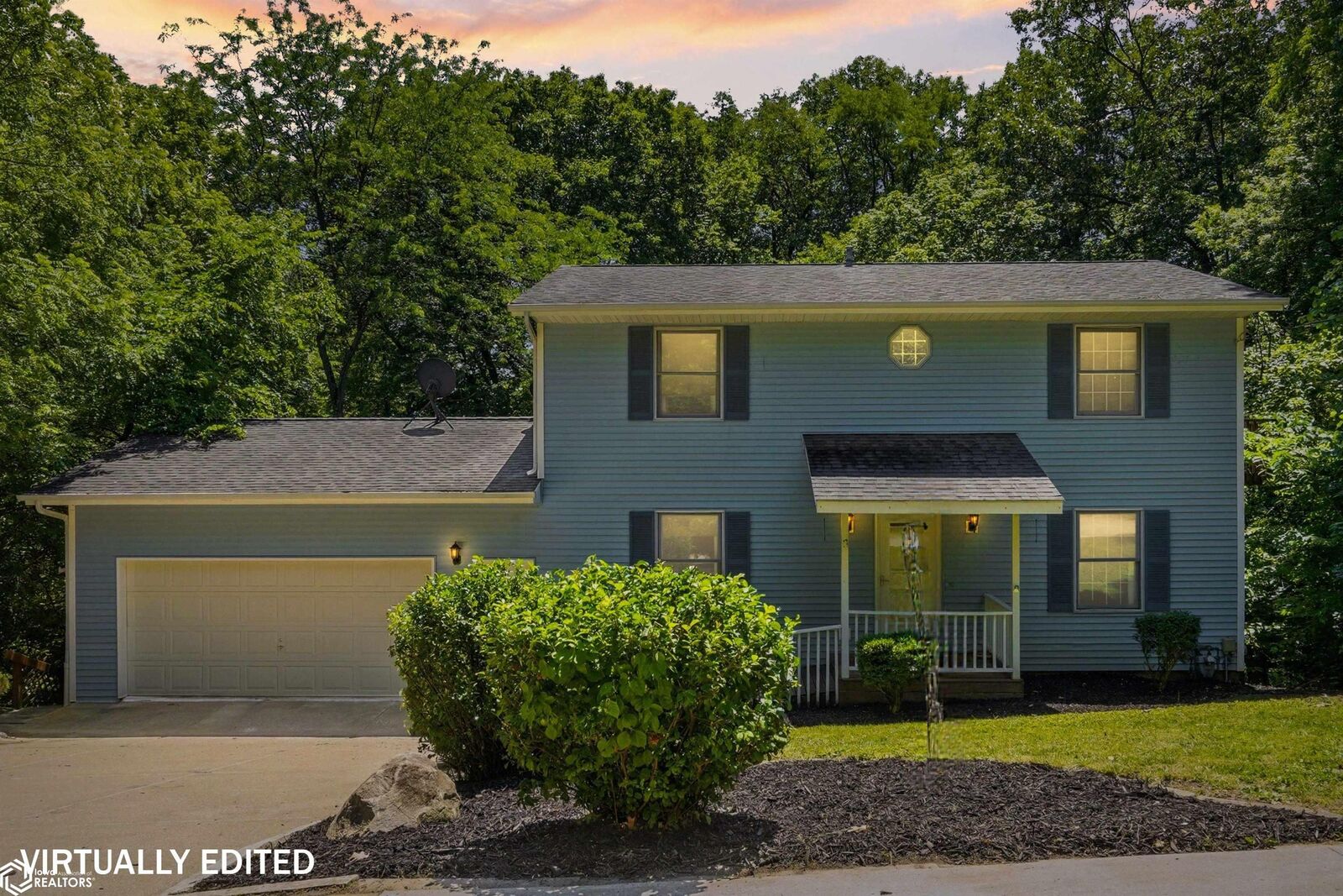 Property Photo:  10591 Rolling Hills Drive  IA 52601 