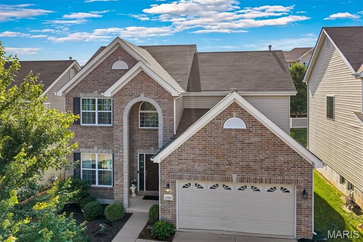 Property Photo:  2088 Maryland Oaks Circle  MO 63146 