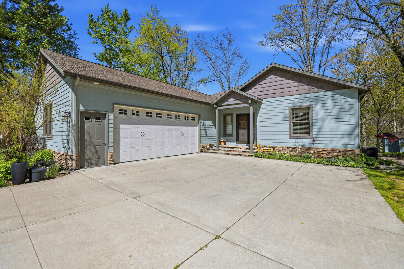 Property Photo: 7352 Hallridge Drive NE MI 48809