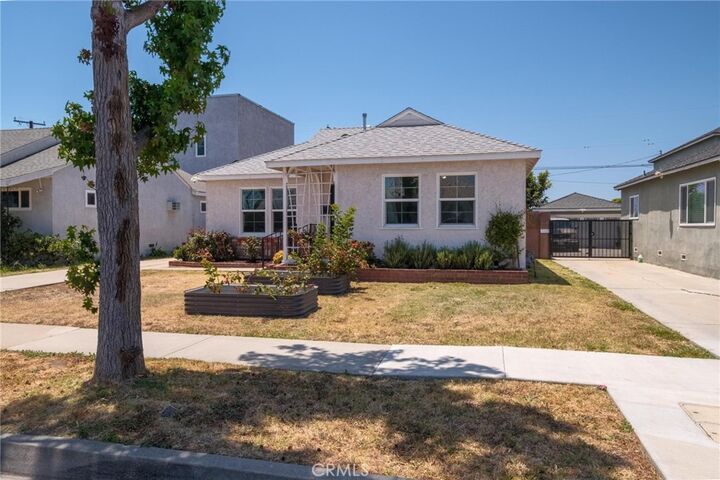Property Photo:  15513 Patronella  CA 90249 