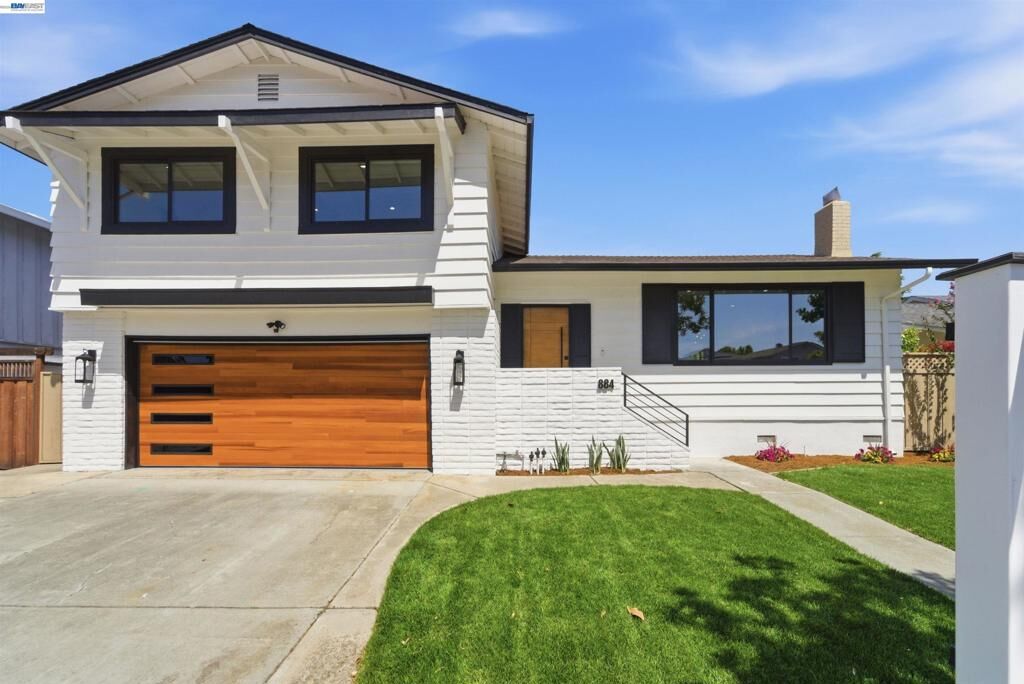 Property Photo:  884 S Mary  CA 94087 