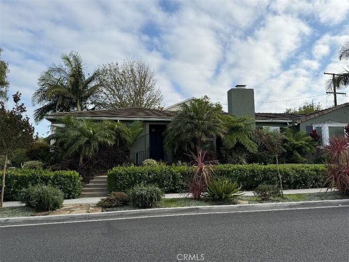 Property Photo:  730 E Roosevelt  CA 90807 
