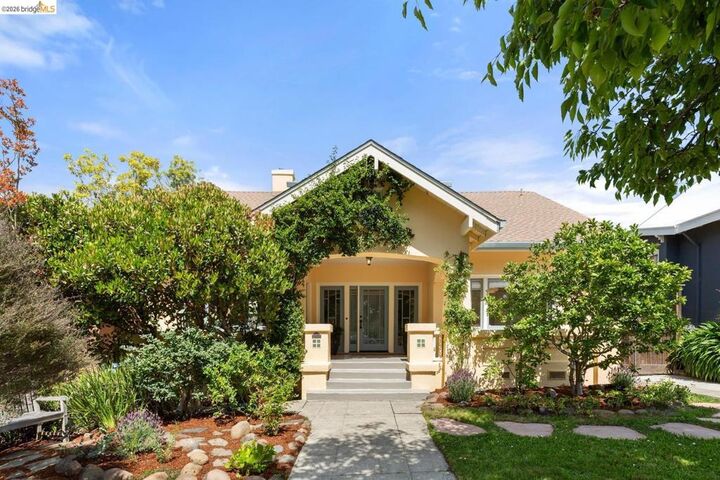 Property Photo:  1021 Colusa Ave  CA 94707 