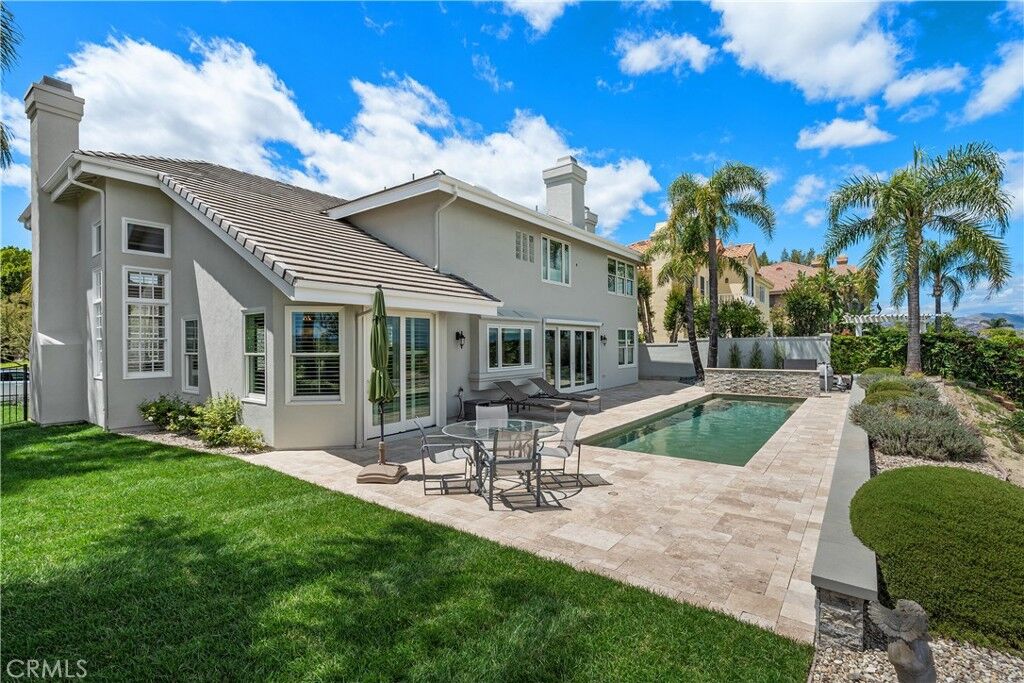Property Photo: 24918 Vista Verenda CA 91367