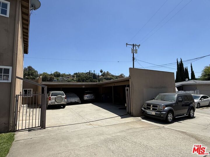 Property Photo:  2445 Winthrop Drive  CA 91803 