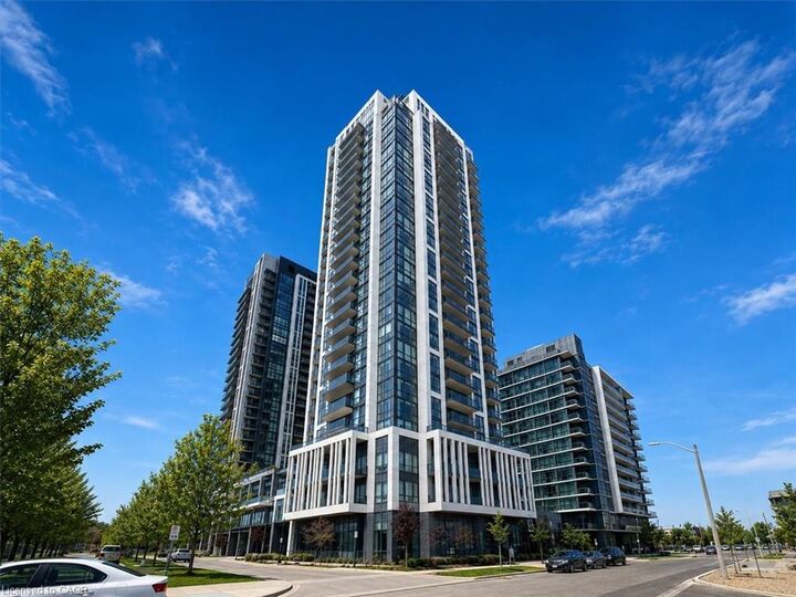 17 Zorra Street 1509 — photo 1