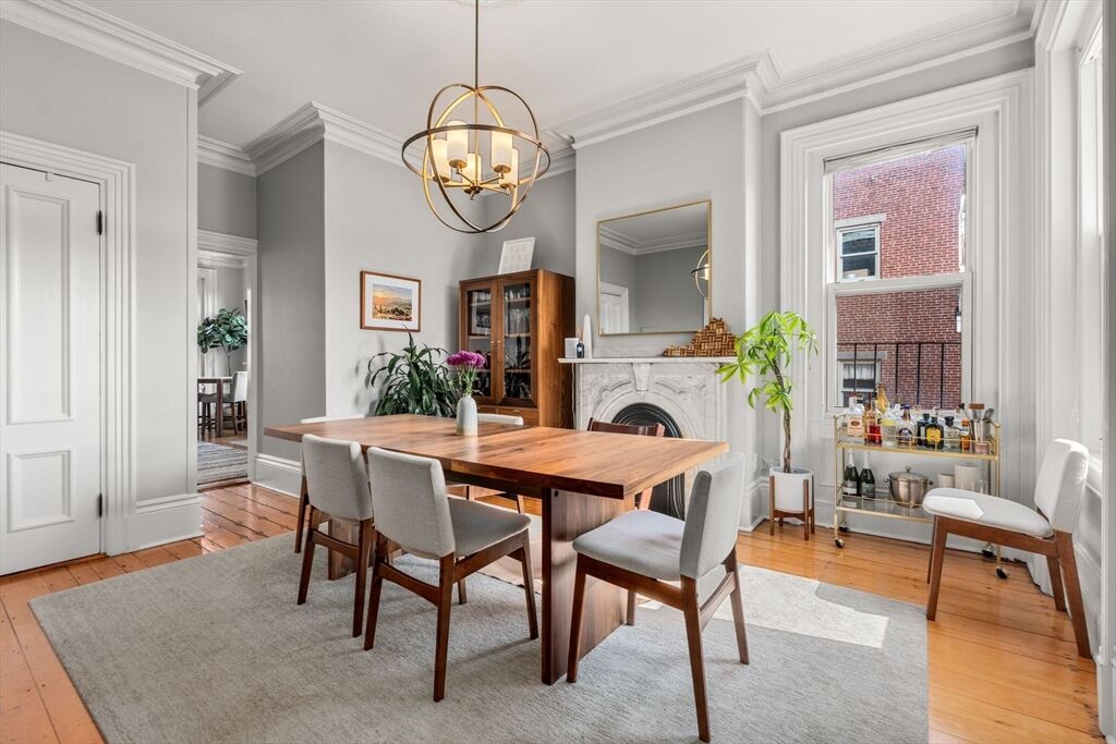 Property Photo: 40 Chestnut St 2 MA 02129