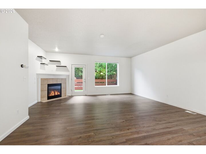 Property Photo:  14406 SW Pennywort Ter  OR 97224 
