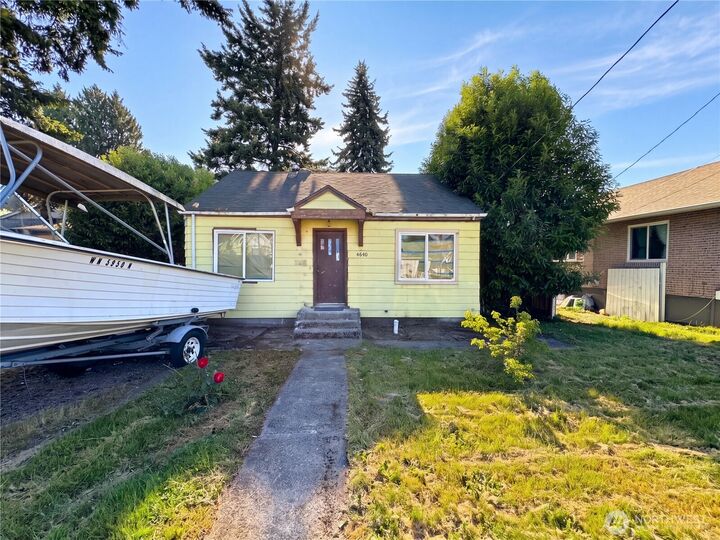 Property Photo:  4840  J Street S  WA 98408 