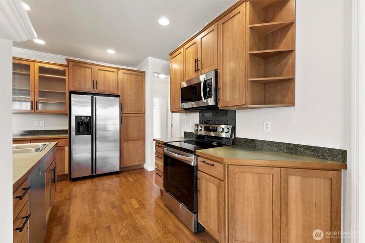 Property Photo: 1149 Aaron Drive B WA 98264