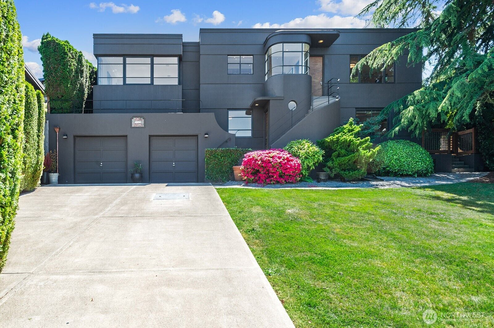 Property Photo:  3121 NW 94th Street  WA 98117 