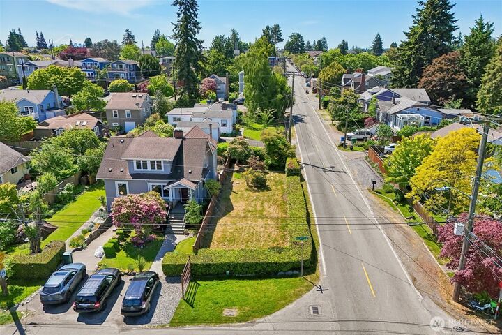 Property Photo:  8620  28th Avenue NW  WA 98117 
