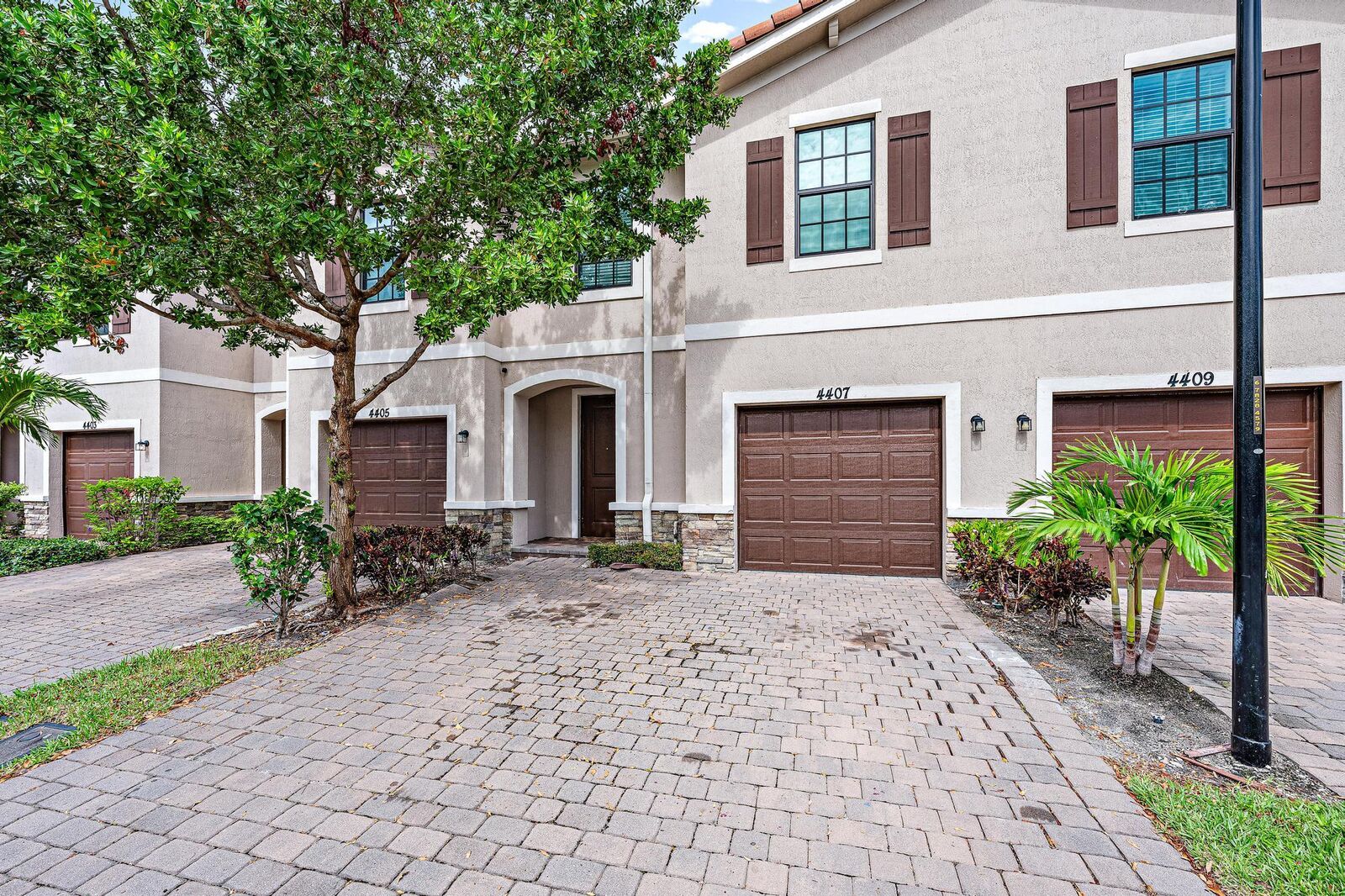 Property Photo:  4407 Hemlock Drive  FL 33410 