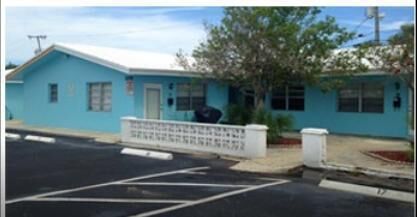 Property Photo:  1102 SE 3rd Street 8  FL 33441 
