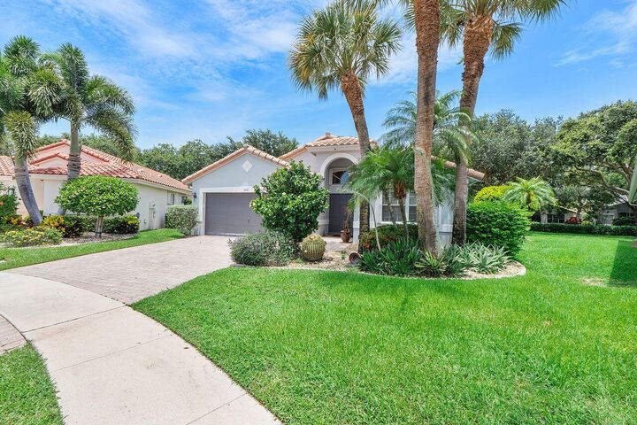Property Photo:  6643 Sherbrook Drive  FL 33437 