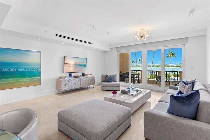Property Photo:  2122 Fisher Island Dr 2122  FL 33109 