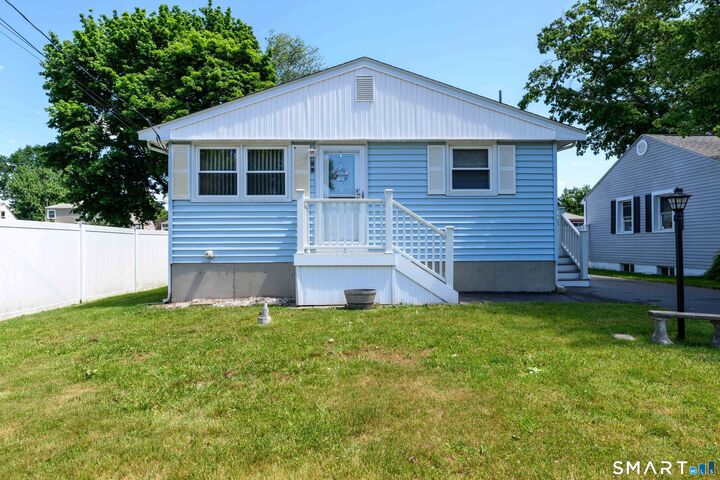 Property Photo:  25 Waldo Street  CT 06512 