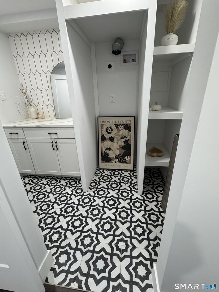 Property Photo: 59 Cranston Avenue CT 06484