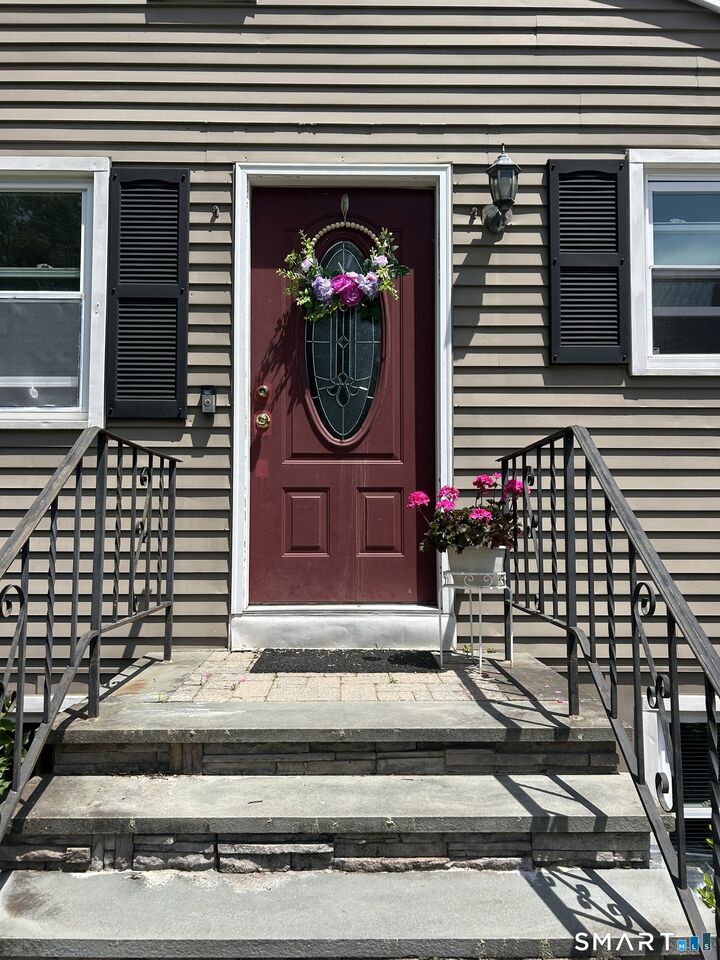 Property Photo: 54 Berkshire Road CT 06107
