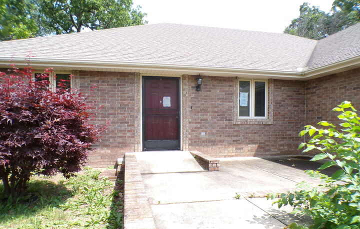 Property Photo:  213 Miller Way  MO 65708 