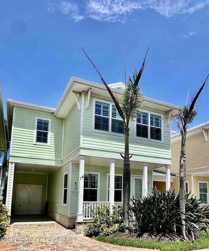 Property Photo:  14 Old Feger Drive  FL 32169 