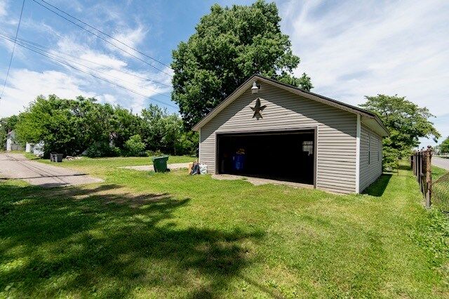 Property Photo:  260 4th St  OH 45601 