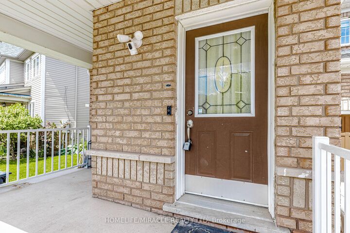 Property Photo: 120 Viceroy Crescent ON L7A 1V4